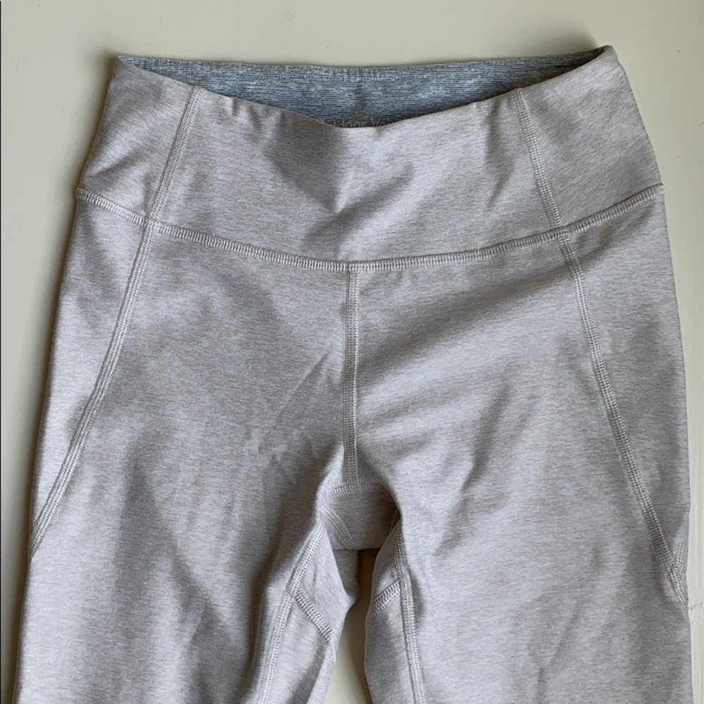 Outdoor Voices 7/8 dipped leggings - Picture 7 of 8